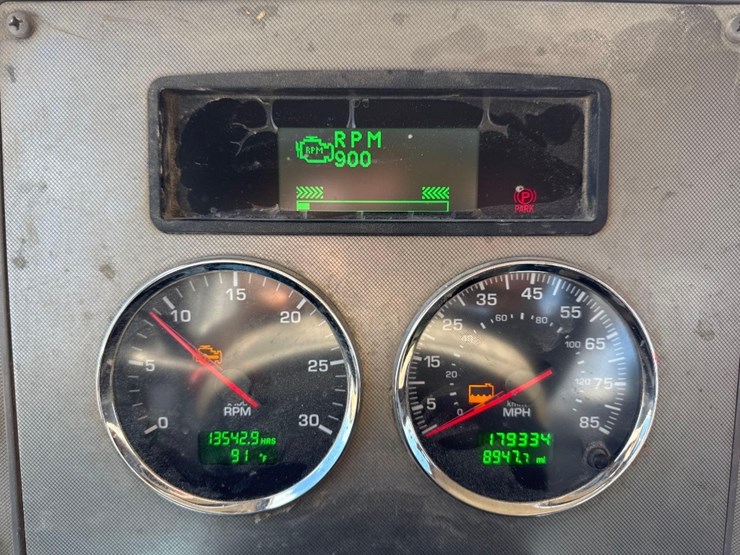 2018-kenworth-t270-image-32