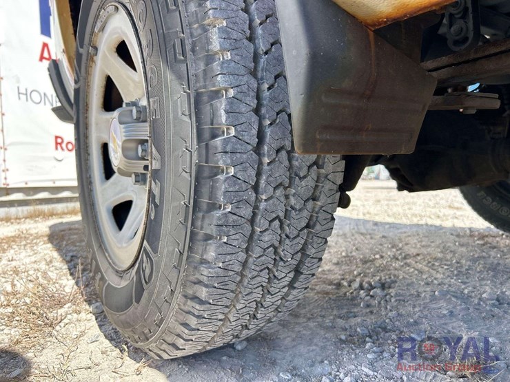 2015-chevrolet-1500-image-23