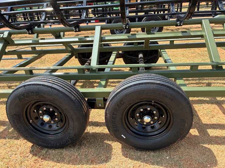 #t8084-•-industrias-america-42f-bale-trailer-image-7