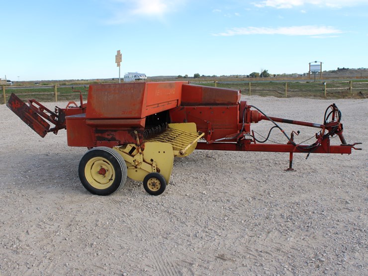 new-holland-315-image-2