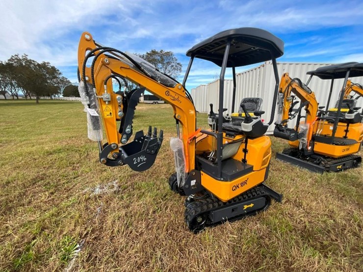 unused-cfg-qk18r-mini-excavator-(rato-image-1