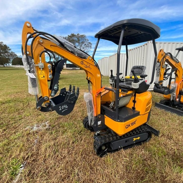UNUSED CFG QK18R MINI EXCAVATOR (RATO
