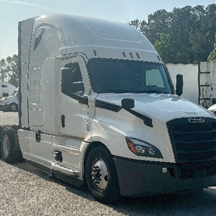 2022 FREIGHTLINER CASCADIA 126