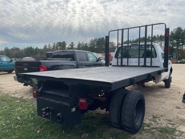 2004-ford-f550-image-8