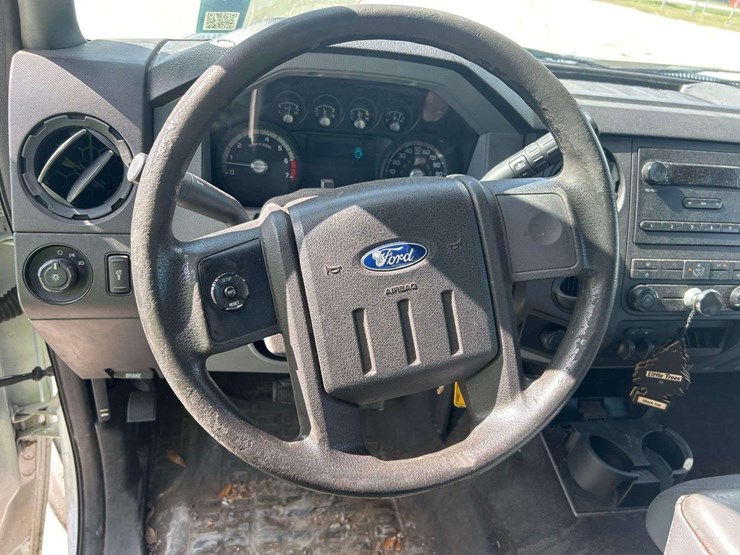 2011-ford-f250-image-11