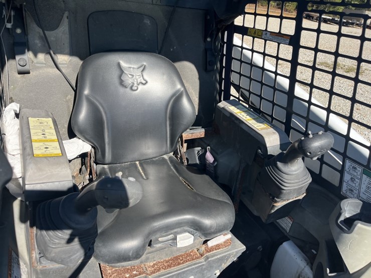 2016-bobcat-t450-image-7