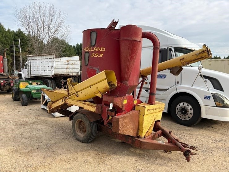 new-holland-353-image-1