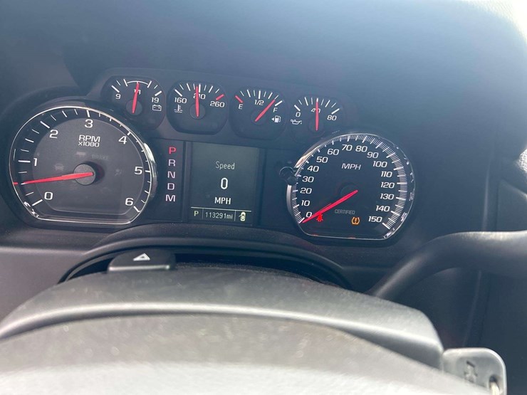 2016-chevrolet-tahoe-image-12