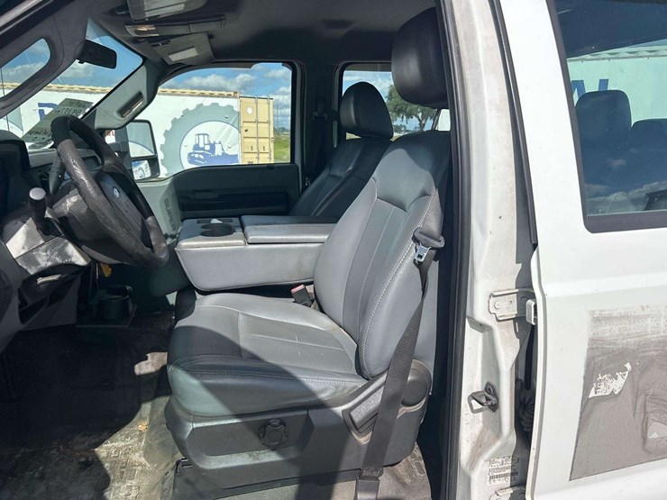 2011-ford-f250-image-14