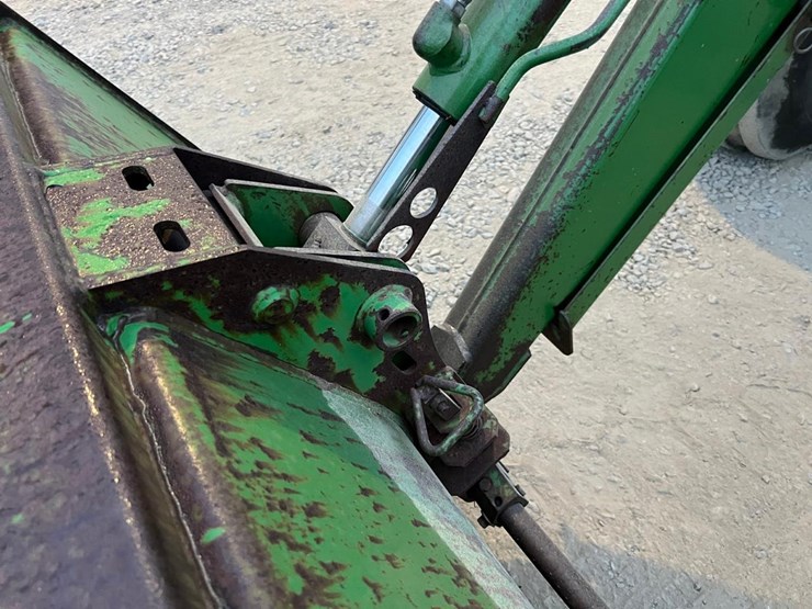 john-deere-725-image-7