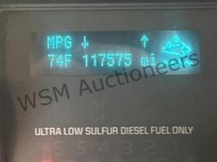 2013-ford-f550-image-17