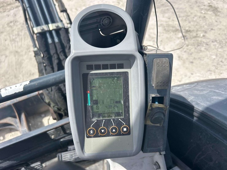 2017-deere-30g-image-17