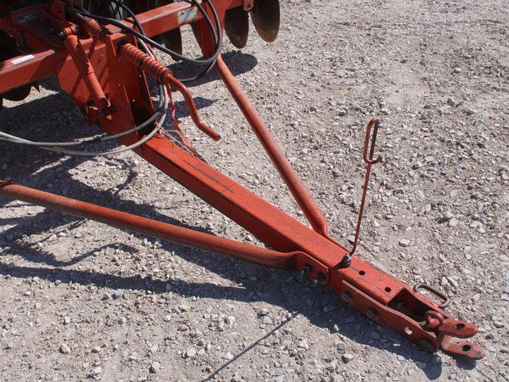 #2049-•-disc-image-18