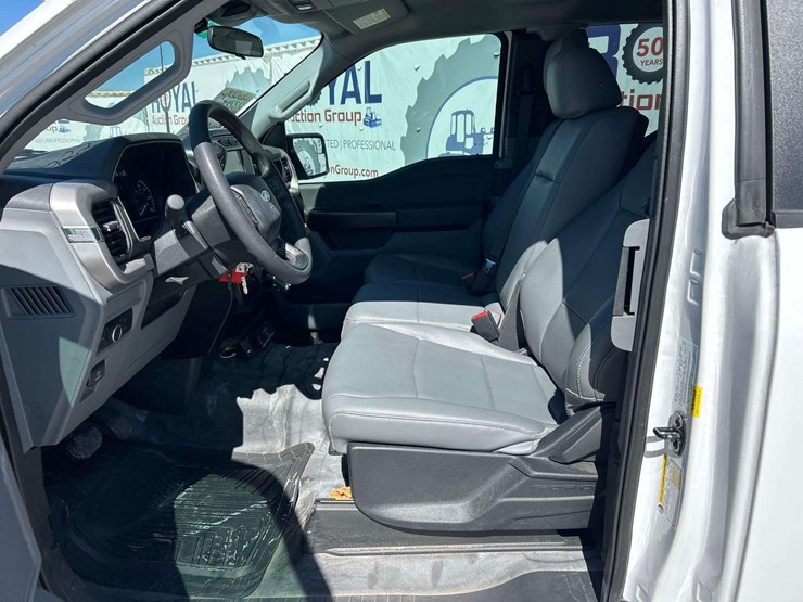 2023-ford-f150-image-11