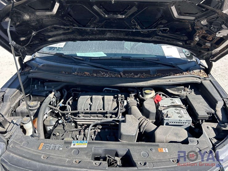 2016-ford-explorer-image-7