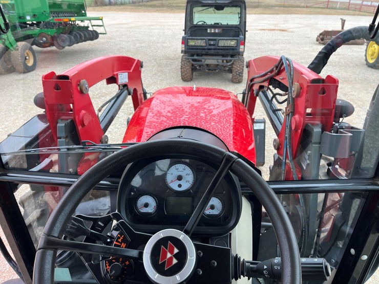 2017-massey-ferguson-4710-image-20