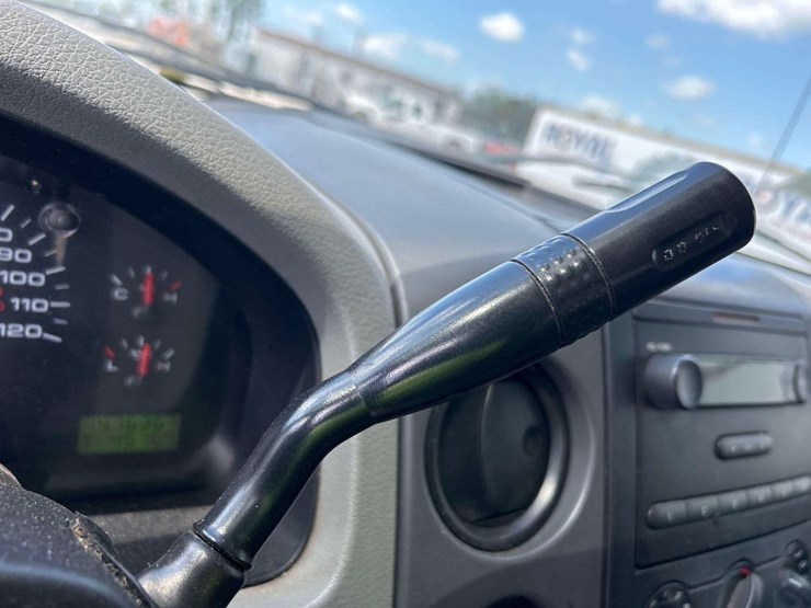 2005-ford-f150-image-17