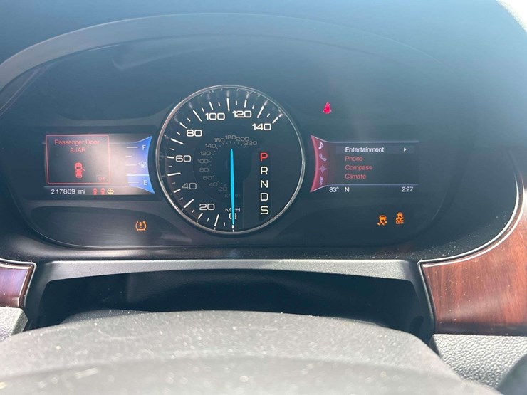 2013-ford-edge-image-12