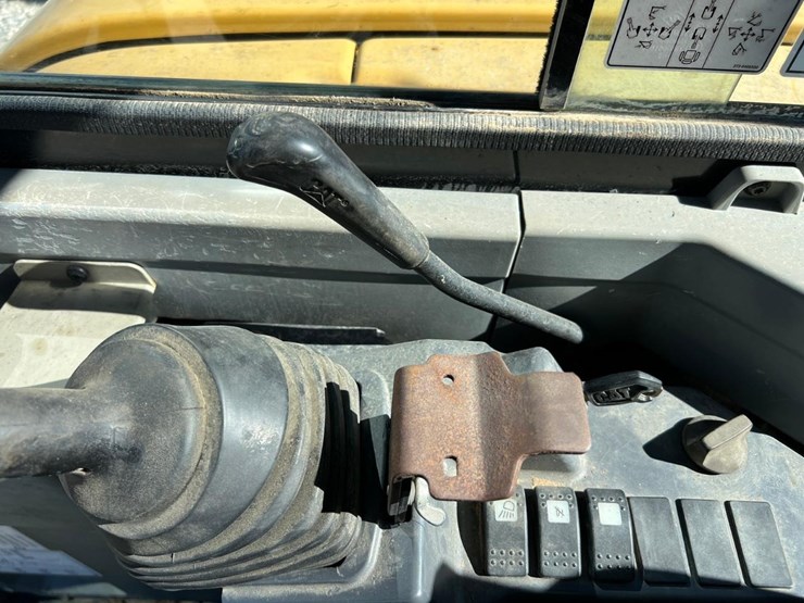 caterpillar-305e-cr-image-30