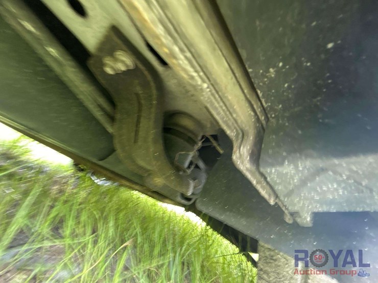 2017-ford-explorer-image-18