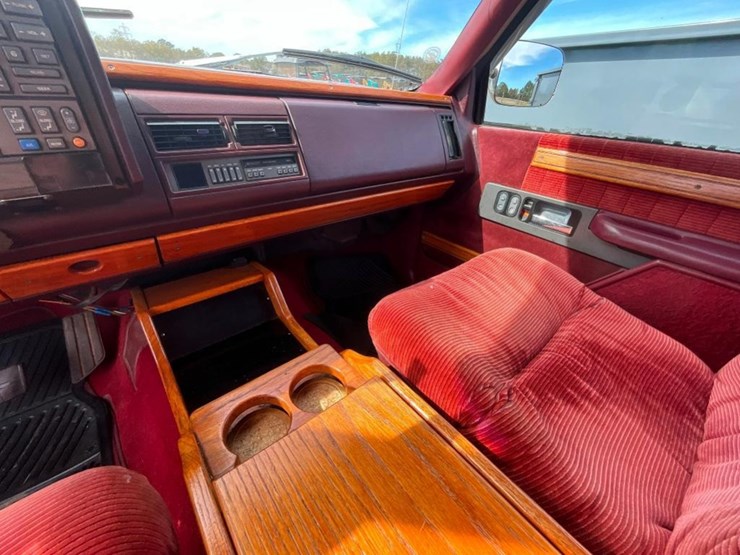 1992-chevrolet-3500-image-15