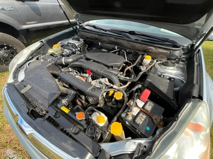 2012-subaru-outback-(at,-awd,-2.5l,-miles-image-23