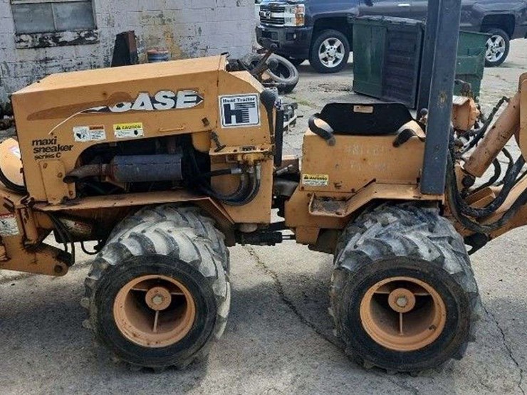 case-maxi-sneaker-image-12