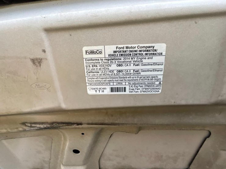 2014-ford-e350-image-46