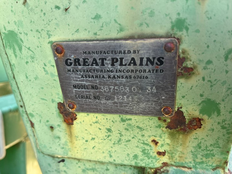 #t8082-•-great-plains-ss-24-grain-drill-image-27