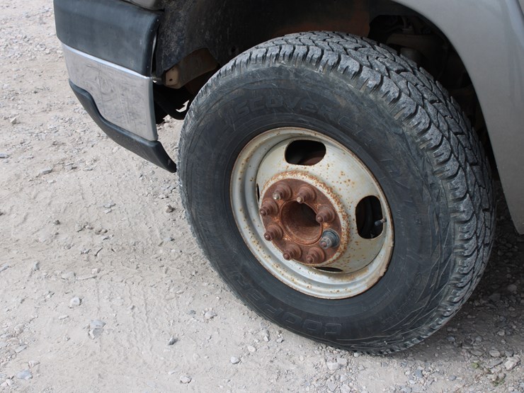 2006-chevrolet-3500-image-15