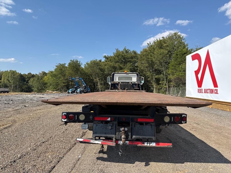 kenworth-rollback-tow-truck-image-7