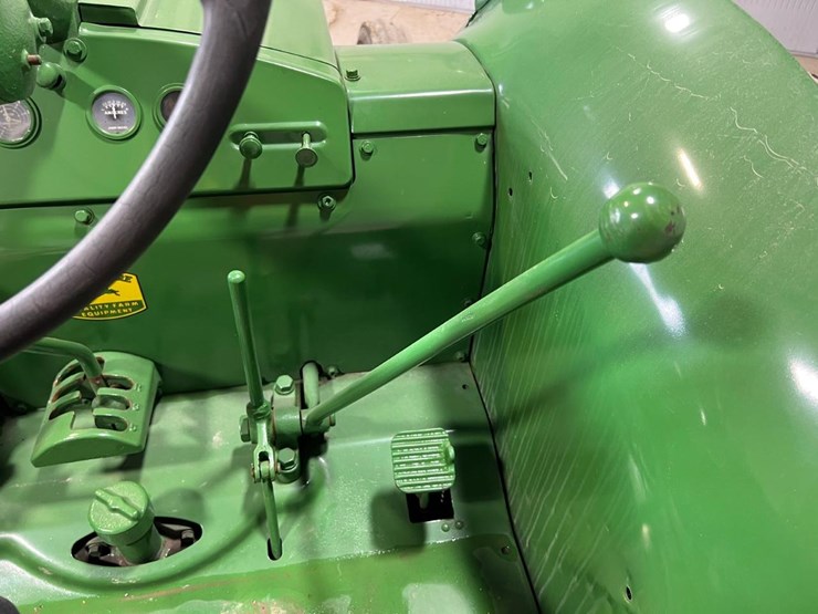 1952-john-deere-r-image-24