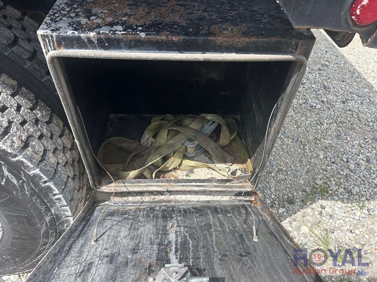 2021-international-hv507-4x4-12ft-single-axle-dump-truck-image-22