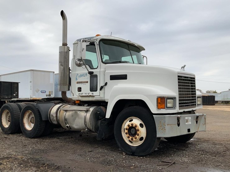 2004-mack-chn613-image-6