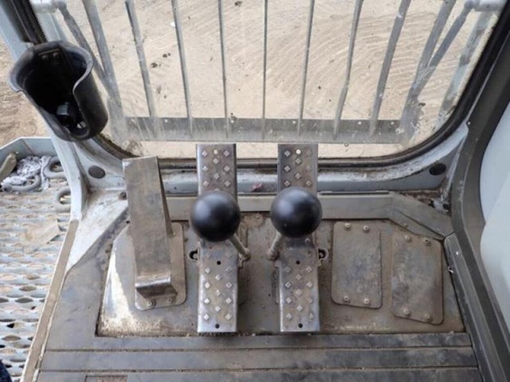 2018-sennebogen-830e-image-14