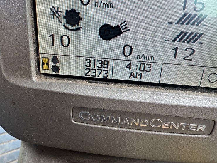 2010-john-deere-9770-sts-image-15