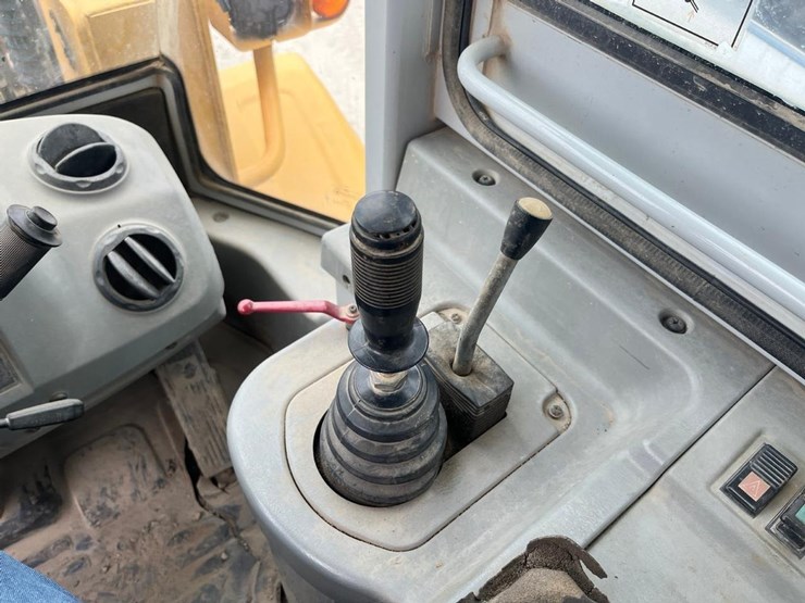 hyundai-hl740tm-7-image-33