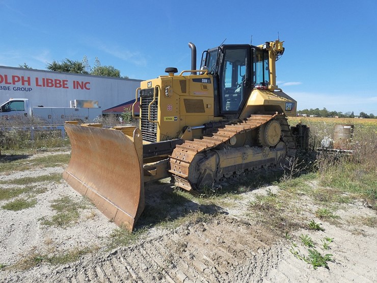 2015-caterpillar-d6n-xl-image-2