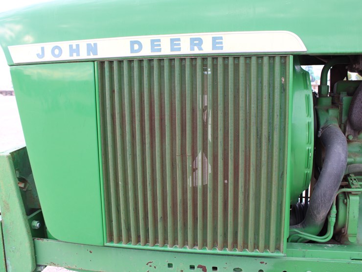 john-deere-4520-image-25