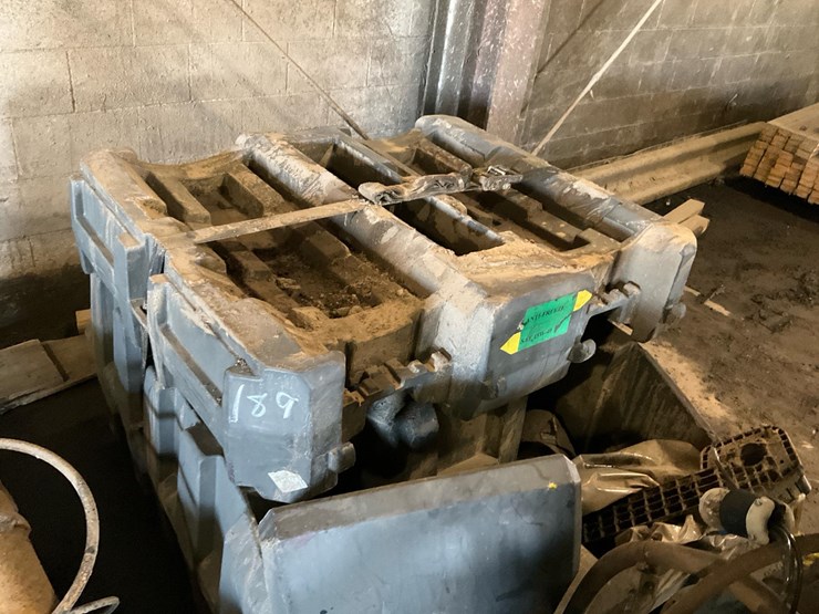 #189-•-barrel-stand-with-oil-collection-tank-image-2