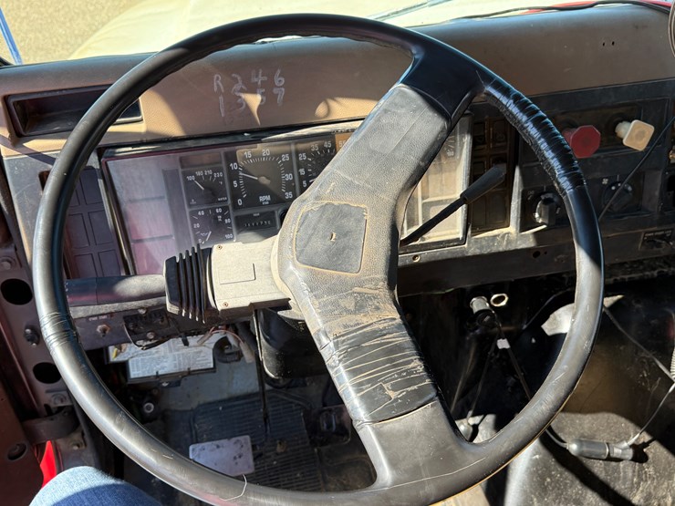 1992-international-4000-image-40