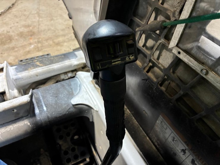 bobcat-t140-image-20