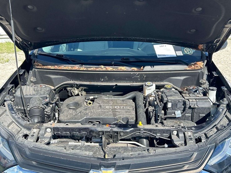 2021-chevrolet-equinox-ls-image-9