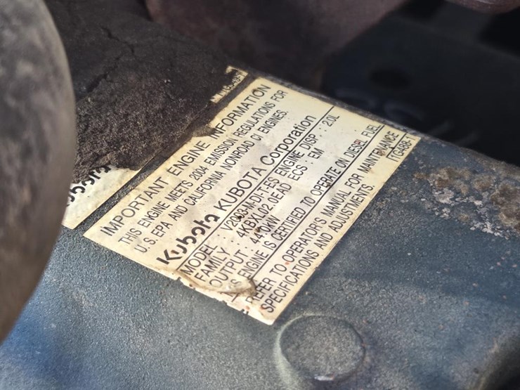 2003-bobcat-s160-image-33