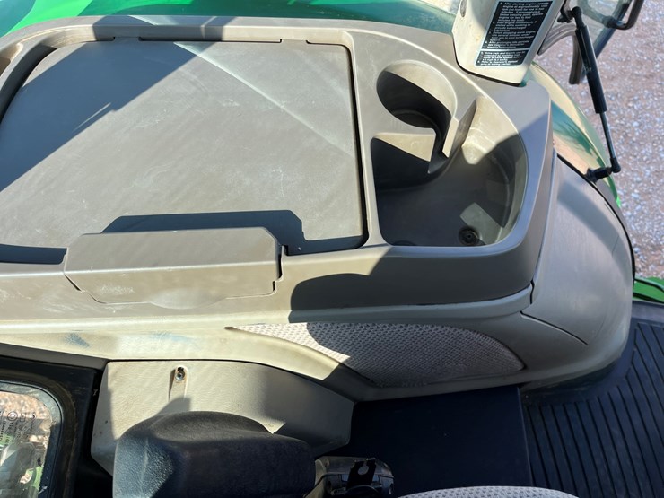 2017-john-deere-5100e-image-17