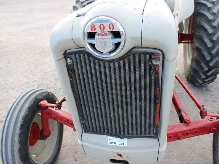 1957-ford-850-image-33