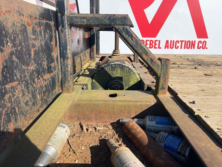 1996-ford-f-series-flatbed-truck-image-15