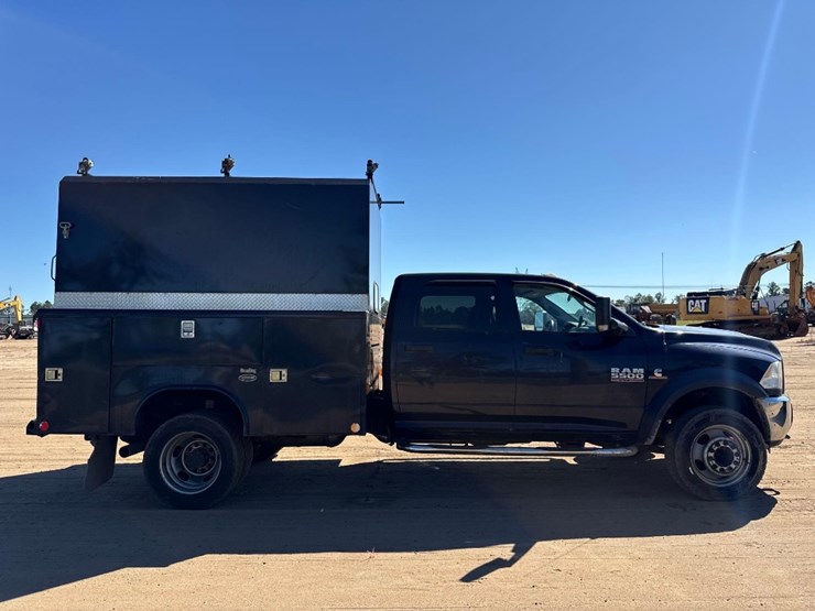 dodge-ram-5500-image-5