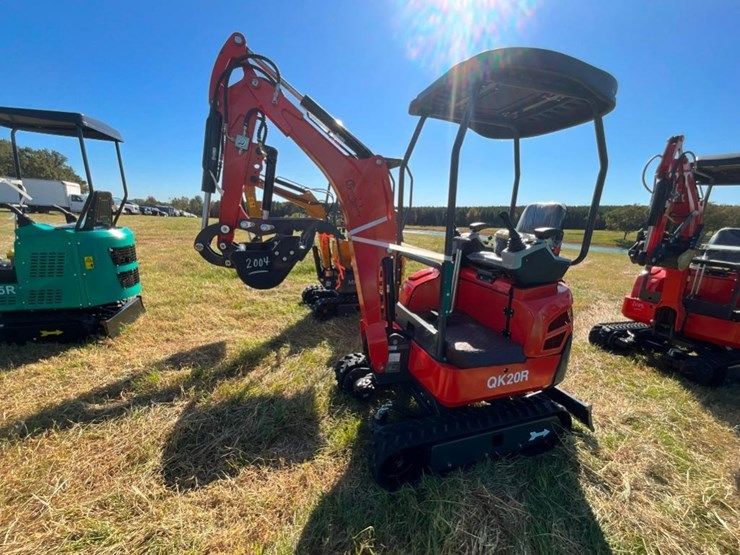 unused-cfg-qk20r-mini-excavator-(rato-image-1