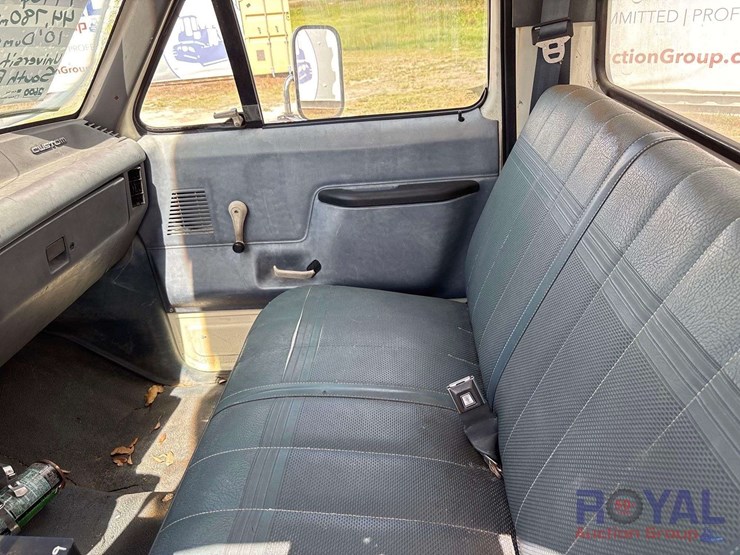 1990-ford-f-450-heil-10ft-dump-truck-image-20